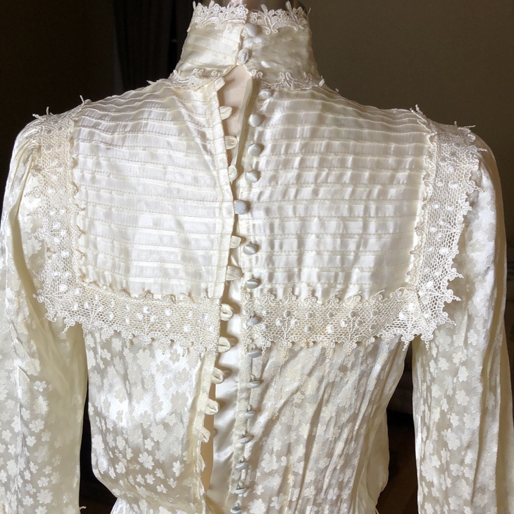 Gunne Sax Bridal Collection Ivory Dress - Picture 10 of 17